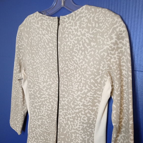 NARCISO RODRIGUEZ Designer Bodycon  Animal Print Dress  Beige White New Sz 44/8 - Picture 3 of 16